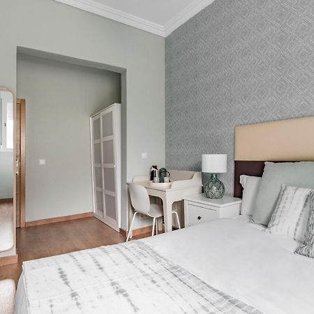 Beautiful Room In Heart Of Madrid Exterior foto